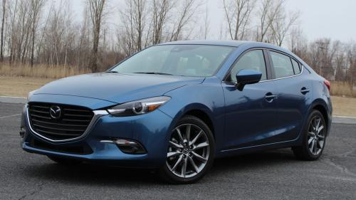 MAZDA 3 2018