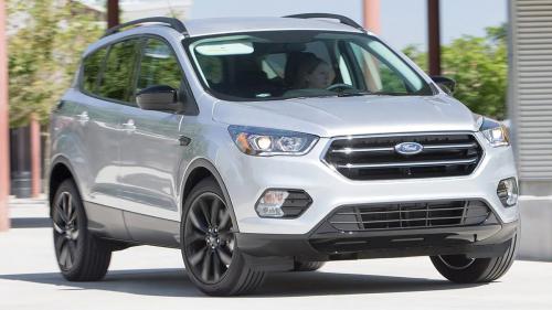 FORD ESCAPE FWD 2017