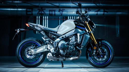 YAMAHA MT-09